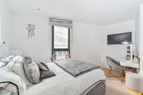 1 bedroom flat for sale, Woolwich High Street, Woolwich, London, SE18