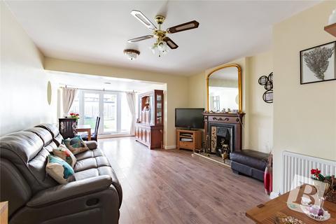 4 bedroom bungalow for sale, Alma Avenue, Hornchurch, RM12