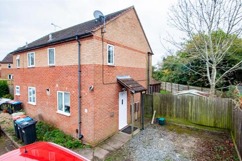 2 bedroom semi-detached house to rent, Richborough, Bancroft, Milton Keynes