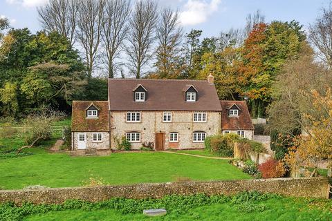 5 bedroom detached house to rent, Church Road, Aldingbourne, Aldingbourne, PO20