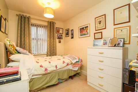 2 bedroom ground floor flat for sale, St. Peters Court, Wakefield WF4