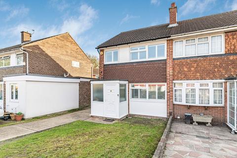 3 bedroom semi-detached house for sale, Marina Close, Bromley BR2