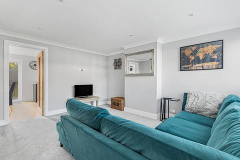 11 Marina Close, Bromley, BR2 0XP