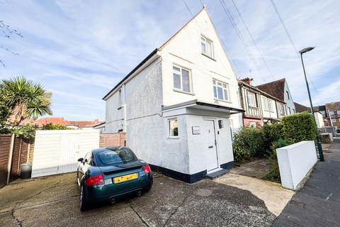 6 bedroom end of terrace house for sale, Burnham Avenue, Bognor Regis