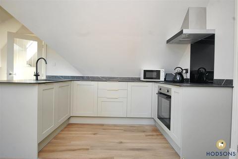 1 bedroom apartment for sale, Manygates Lane, Wakefield WF2