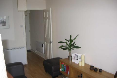 Studio to rent, Pinewood Court, Brackenwood Mews, Wilmslow