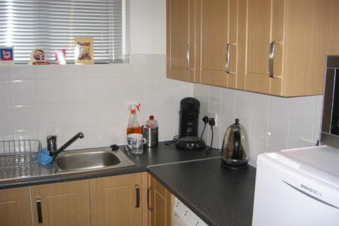 Studio to rent, Pinewood Court, Brackenwood Mews, Wilmslow