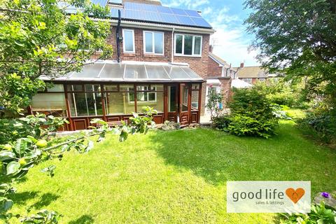 5 bedroom semi-detached house for sale, Hanby Gardens, Sunderland SR3