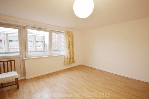 3 bedroom duplex to rent, Ashwood House, Hendon