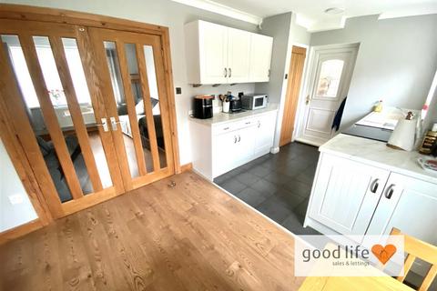 4 Lindisfarne, Sunderland, SR2 0JQ