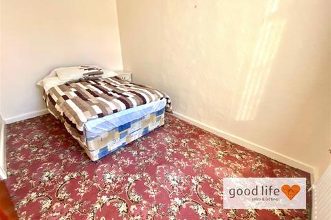 3 bedroom terraced house for sale, Hawarden Crescent, Sunderland SR4