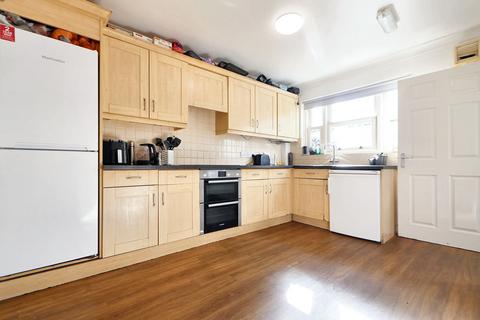 6 bedroom terraced house to rent, Redland Road, Bristol, BS6