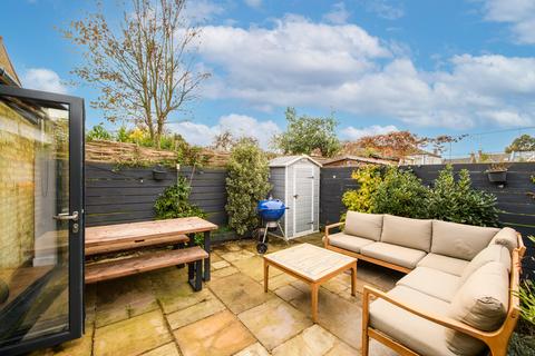 3 bedroom flat for sale, Dunstans Road,  East Dulwich, SE22