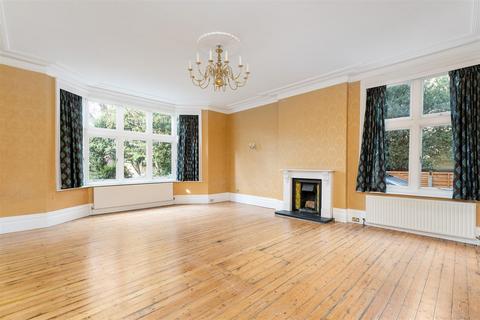 6 bedroom semi-detached house for sale, St. Mary's Avenue, Wanstead