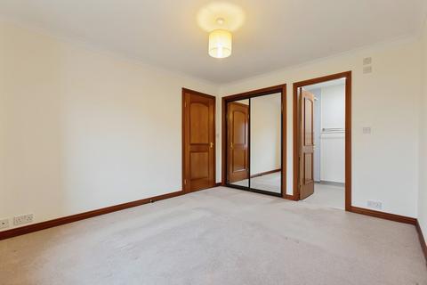 76 Elm Street, Errol, Perth, PH2 7SQ