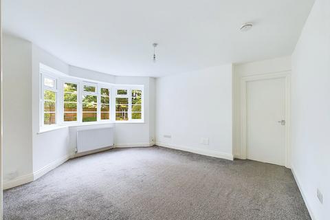 1 bedroom apartment to rent, Walpole Court, Twickenham