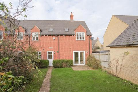 4 bedroom semi-detached house to rent, WITNEY