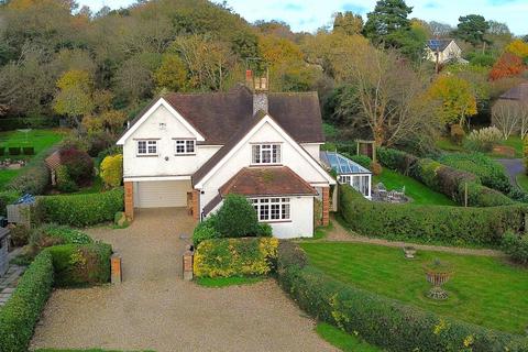 4 bedroom detached house for sale, Watlington Street, Nettlebed, Henley-on-Thames, Oxfordshire, RG9