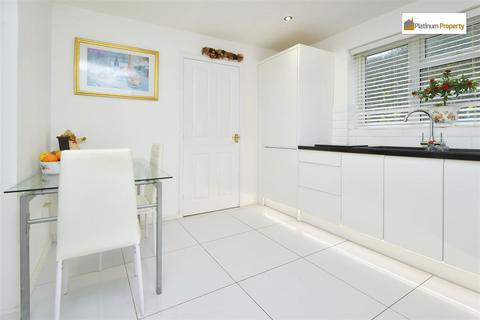 4 bedroom detached house for sale, Trecastle Grove, Stoke-On-Trent ST3