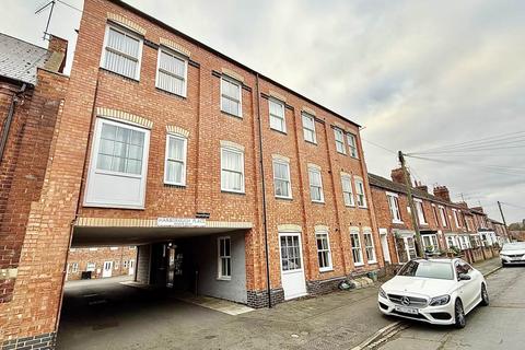 2 bedroom duplex to rent, Harborough Place, Rushden