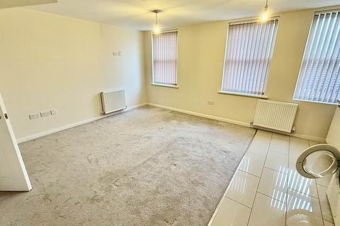 2 bedroom duplex to rent, Harborough Place, Rushden