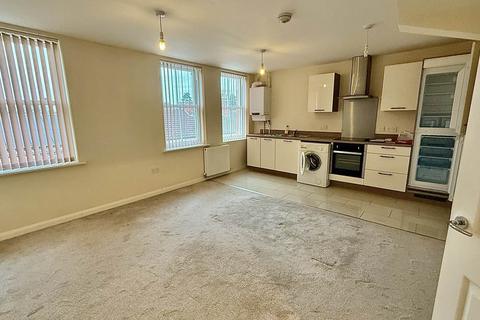 2 bedroom duplex to rent, Harborough Place, Rushden