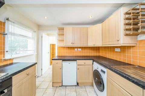 2 bedroom maisonette for sale, Hartfield Crescent, London SW19