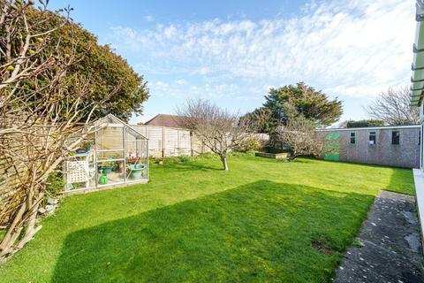 20 Central Drive, Elmer, Bognor Regis, PO22 7TT
