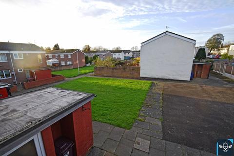 3 bedroom townhouse for sale, Holcombe Drive, Burnley