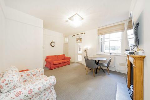 2 bedroom flat to rent, Grove Place, London NW3