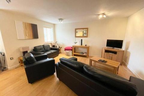 2 bedroom flat to rent, Brock End, Swindon, SN1 3HA