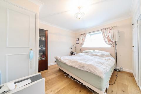208a Long Lane, Hillingdon, Uxbridge, UB10 9PA