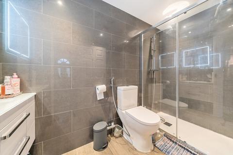 208a Long Lane, Hillingdon, Uxbridge, UB10 9PA