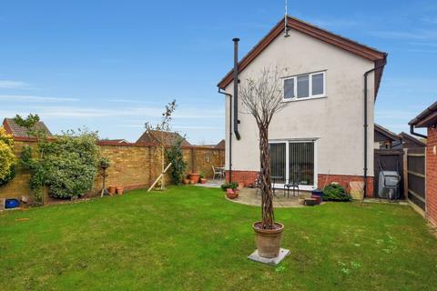 2 Holsworthy, Shoeburyness, Southend-on-sea, SS3 8BG