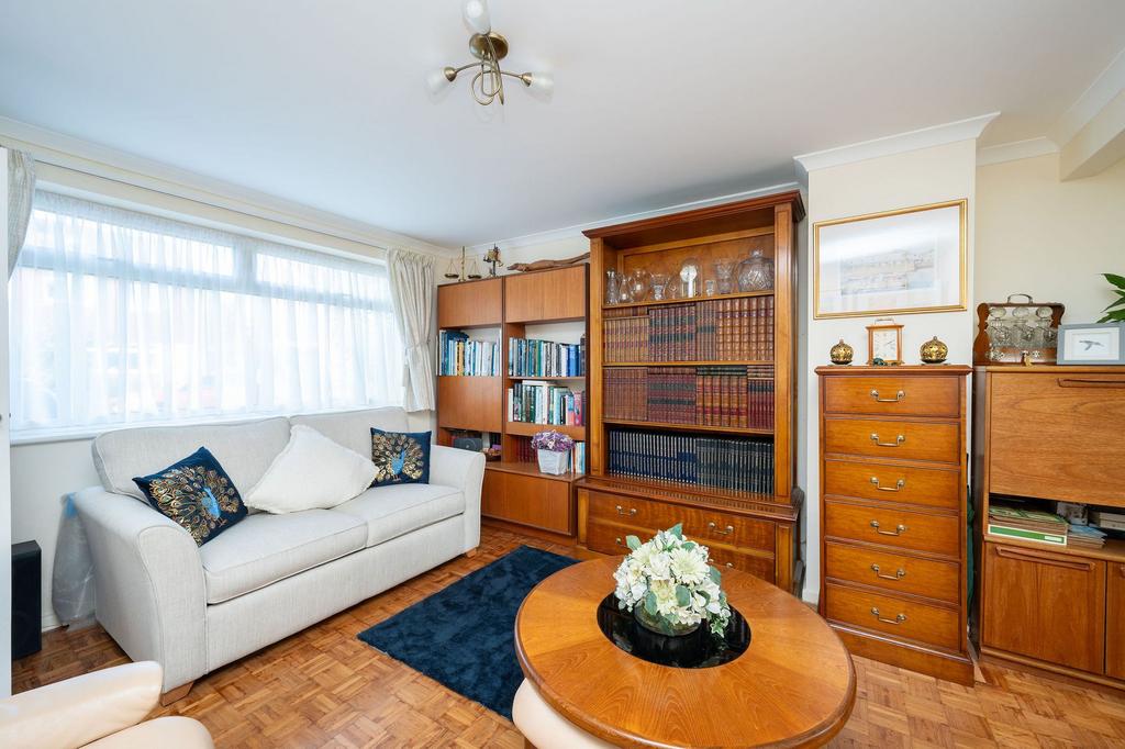 Lounge / Dining Room