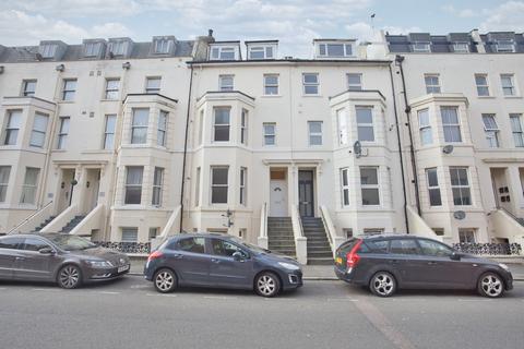 2 bedroom flat for sale, Marine Terrace, Folkestone, CT20