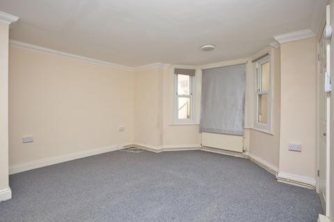 2 bedroom flat for sale, Marine Terrace, Folkestone, CT20