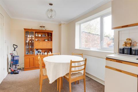 3 bedroom semi-detached house for sale, Florence Road, Gedling NG4