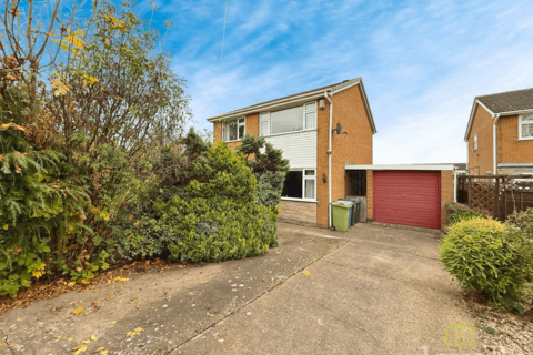 3 bedroom detached house for sale, Middlefield Lane, Gainsborough DN21