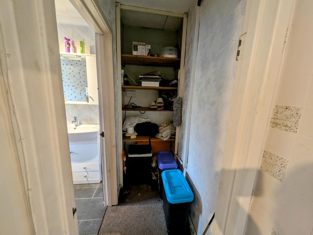 Storage cupboard