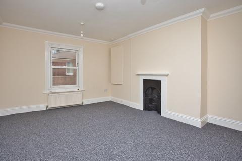 2 bedroom flat for sale, Marine Terrace, Folkestone, CT20