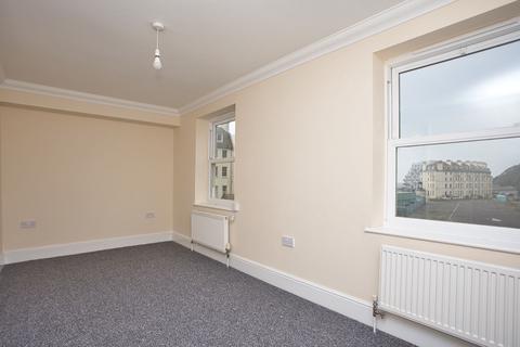 2 bedroom flat for sale, Marine Terrace, Folkestone, CT20