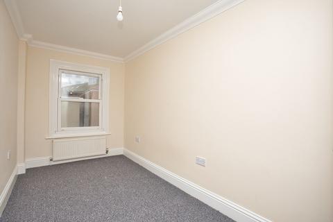 2 bedroom flat for sale, Marine Terrace, Folkestone, CT20