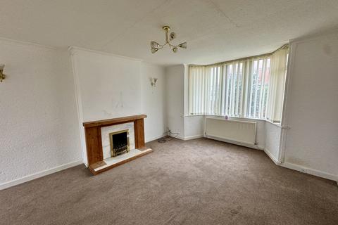 3 bedroom end of terrace house for sale, Broadfield Avenue, Blackpool FY4