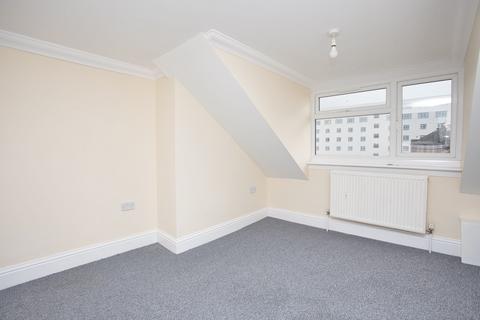 2 bedroom flat for sale, Marine Terrace, Folkestone, CT20