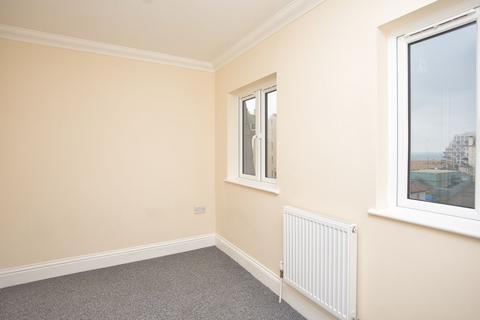 2 bedroom flat for sale, Marine Terrace, Folkestone, CT20