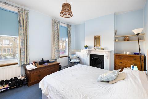 126 Durrington Road, London, E5 0HS