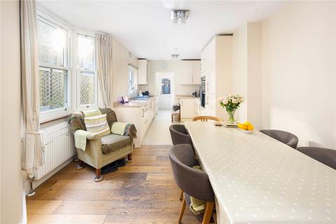 126 Durrington Road, London, E5 0HS