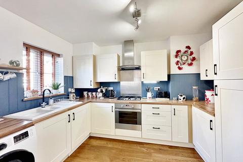 3 bedroom detached house for sale, Blandford