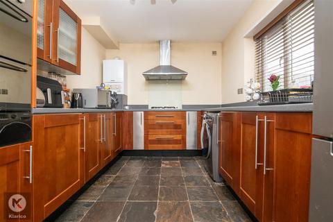 3 bedroom end of terrace house for sale, Coventry Road, Birmingham B25